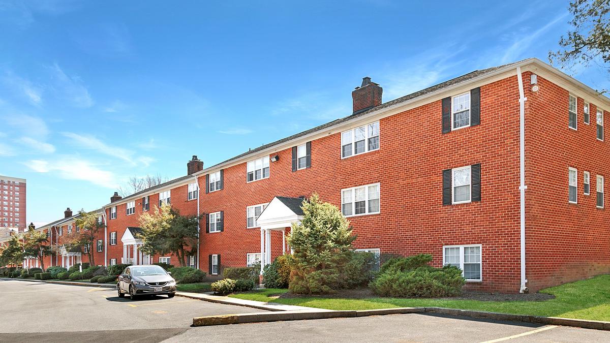 Class B Apartment Complex In Baltimore's Tuscany-Canterbury Sells For ...