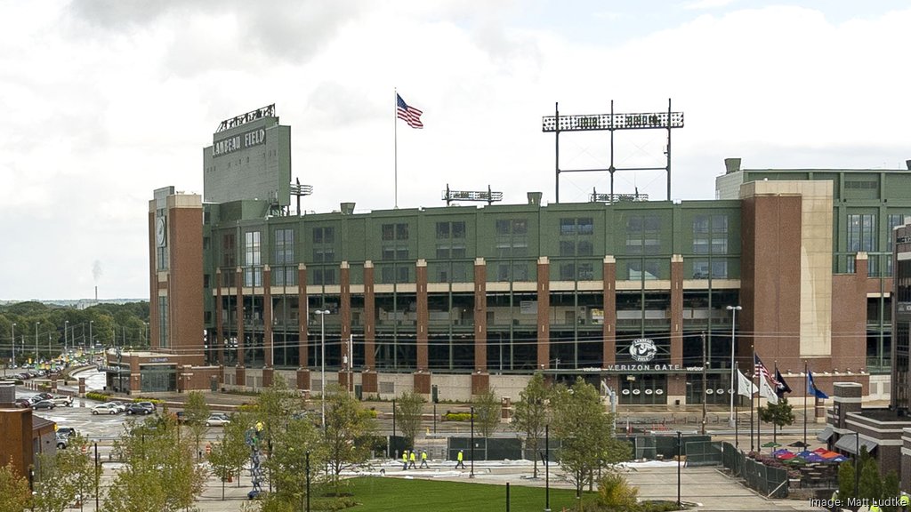 Making Plans For A Full House At Lambeau Field