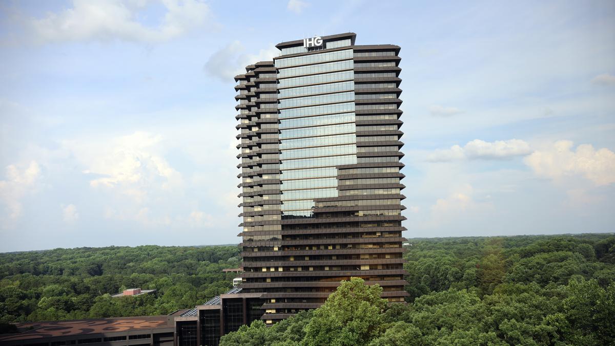 Von Maur – Perimeter Mall – Atlanta GA – DDCA Architects
