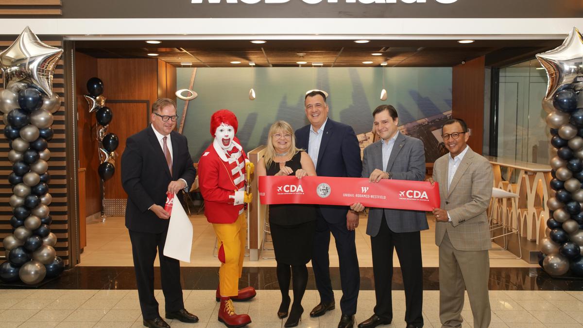 McDonald's opens hightech location at ORD Chicago Business Journal