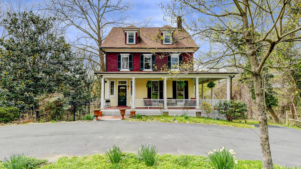 Crows Nest, a turnofthecentury Ellicott City farmhouse, hits market
