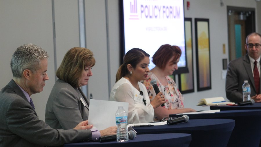 Business leaders discuss Milwaukee's growing Hispanic workforce ...