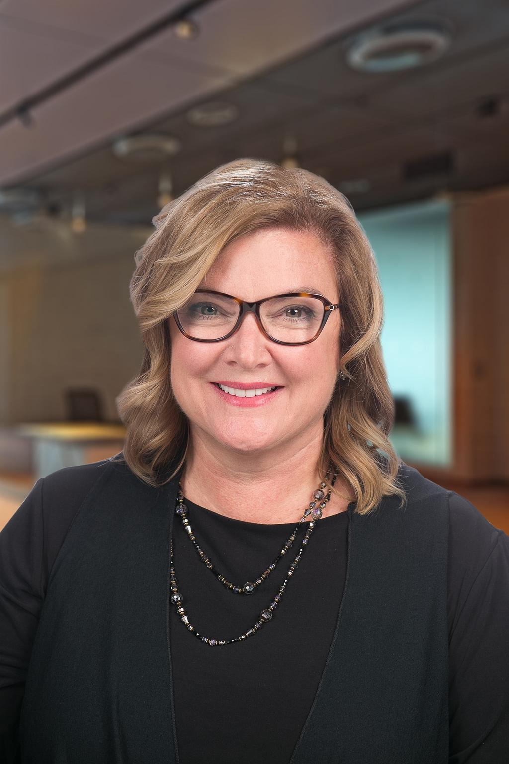 Entrepreneur Of The Year® 2019 Mid-Atlantic Mobile Technology Category  Winner: Carolyn Parent, LiveSafe - Washington Business Journal