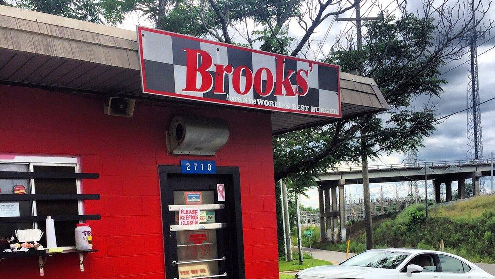 Charlotte restaurateurs react after murder of Brooks' Sandwich House