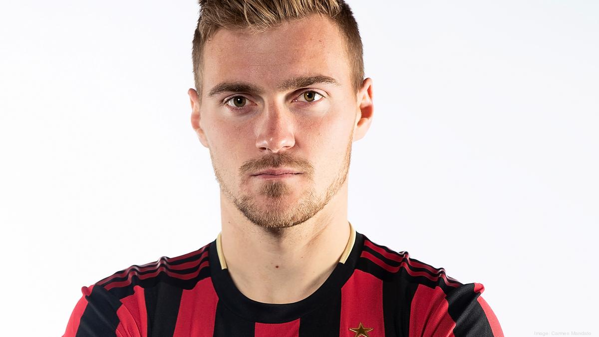 atlanta-united-trades-fan-favorite-julian-gressel-to-d-c-united