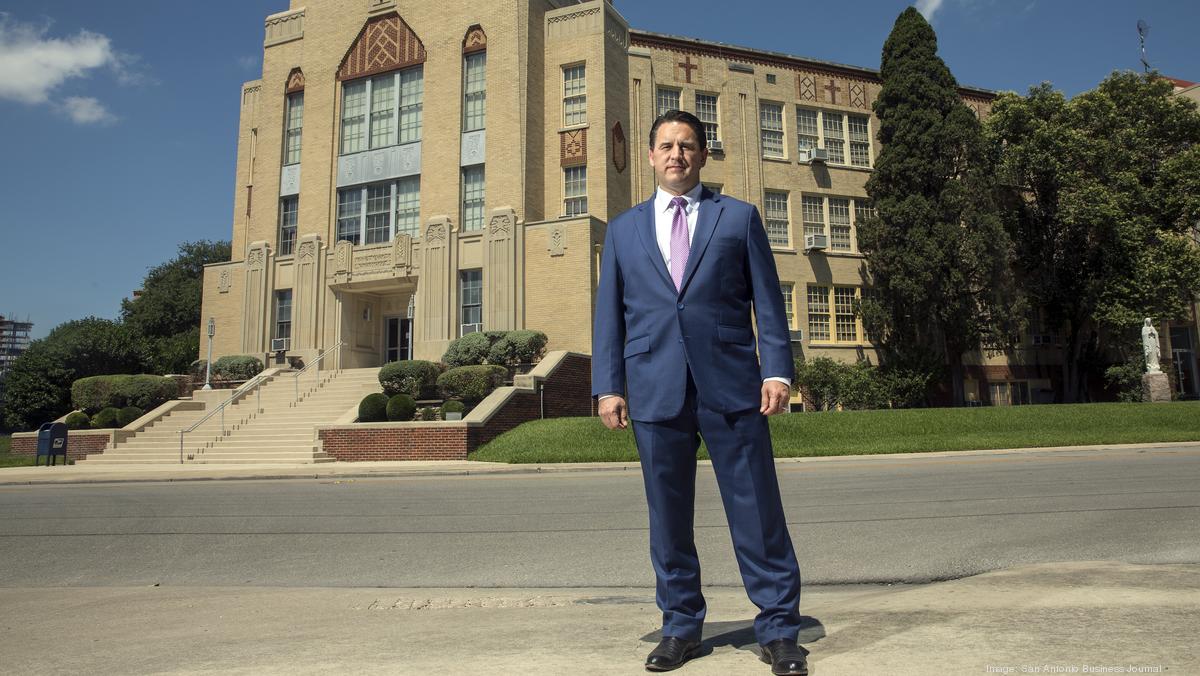 City Manager Erik Walsh gets rare hometown job and extra