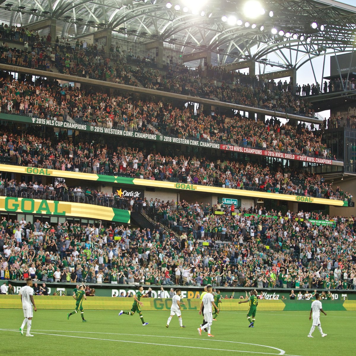 Timbers unveil new jerseys at Portland 'Last Thursday' art gallery event