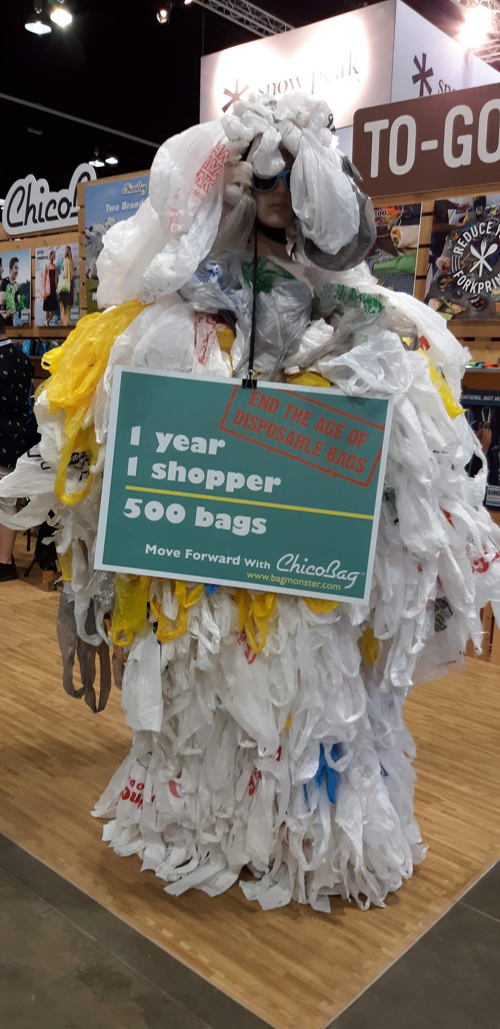 Colorado joins growing list of states banning plastic bags