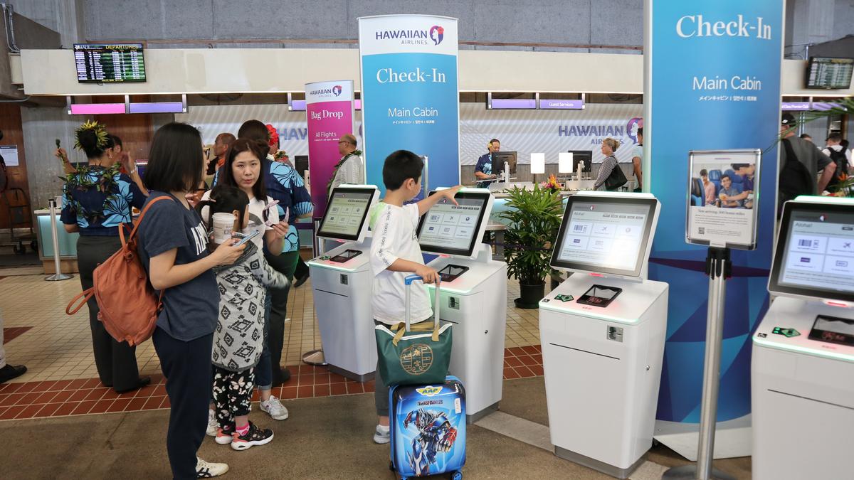 Hawaiian airlines clearance backpack