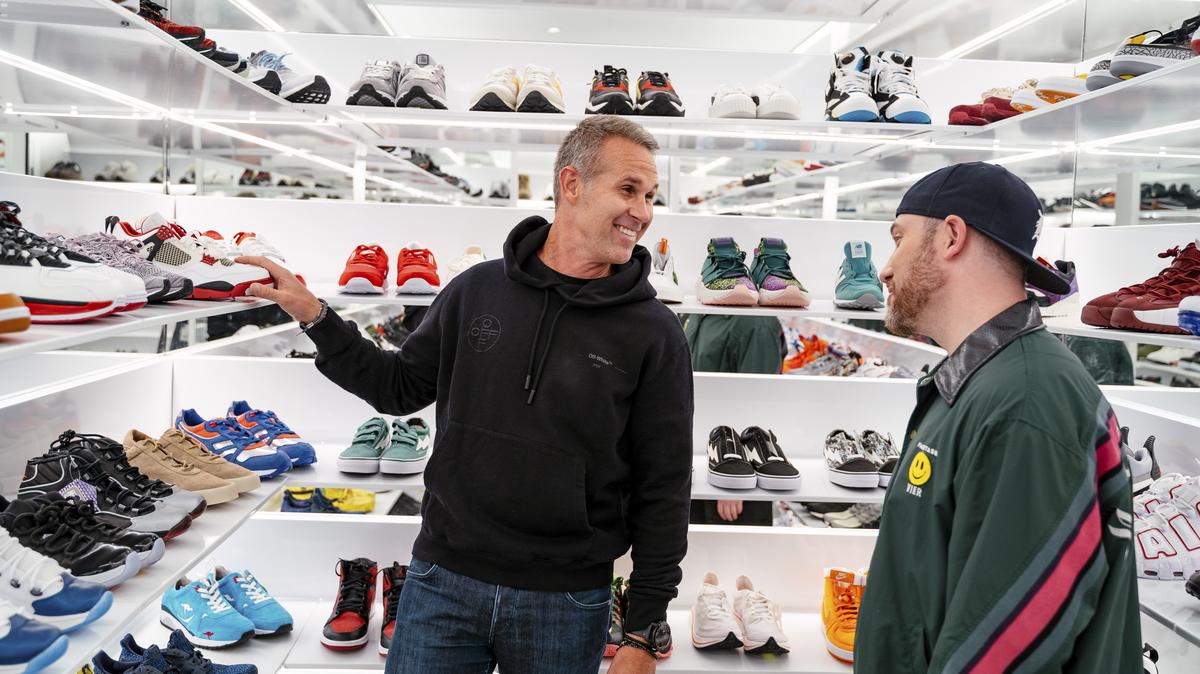 Overdreven Rejse form Buy low-tops, sell high-tops: StockX sneaker exchange is worth $1 billion -  Kansas City Business Journal