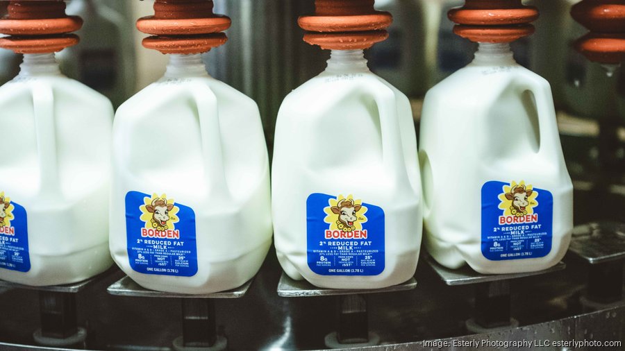 Kroger Cites Revamped Milk Jug in Plastic Reduction