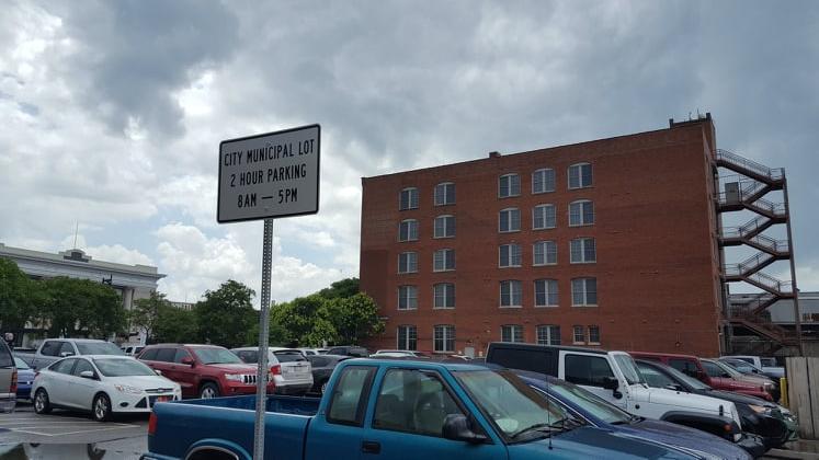 Confusion Over Parking Changes In Wichita's Old Town As Signs Go Up ...