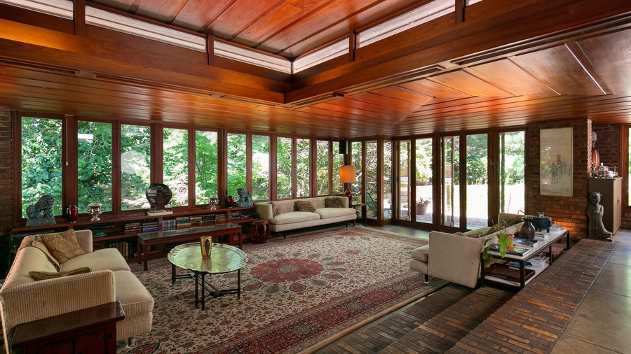 Frank Lloyd Wright-designed house heads for auction in KC [PHOTOS ...