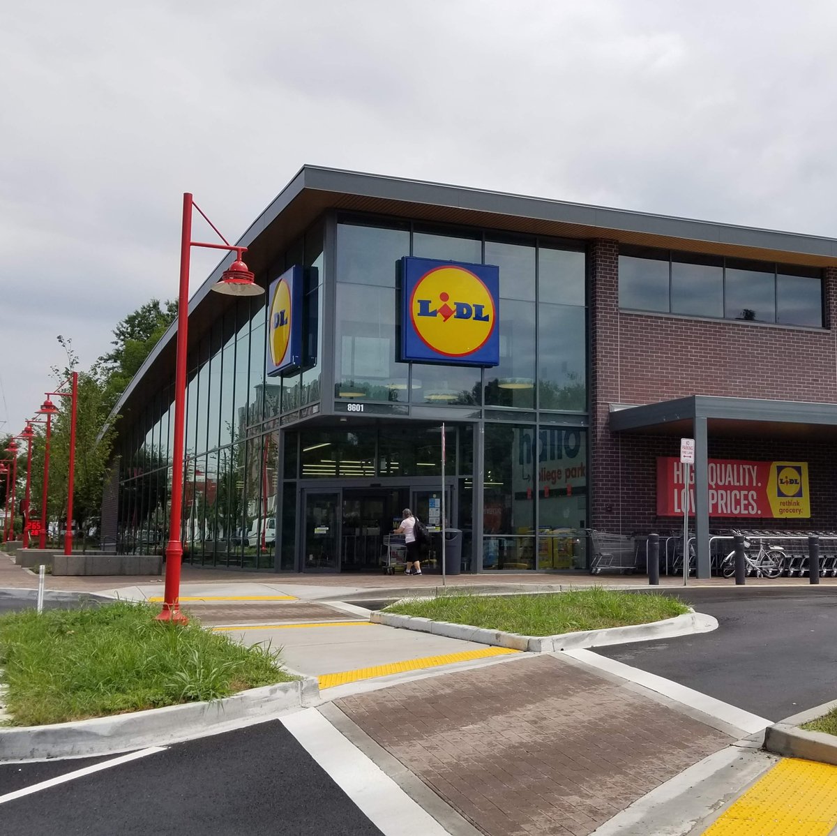 Lidl opens second D.C. grocery store in Columbia Heights - Axios Washington  D.C.