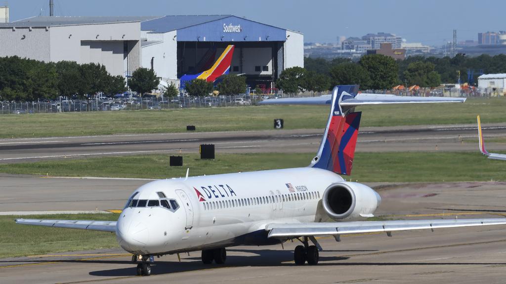 southwest airlines 717 delta