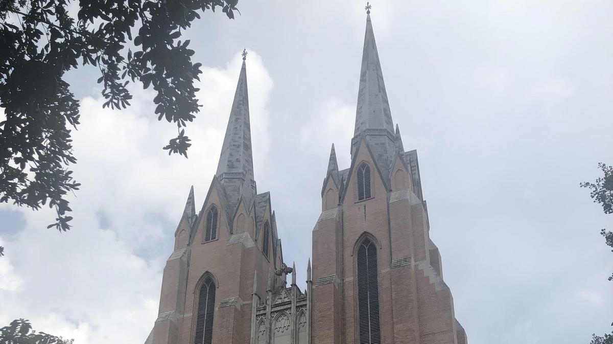 Houston megachurches, religious organizations receive millions in PPP ...