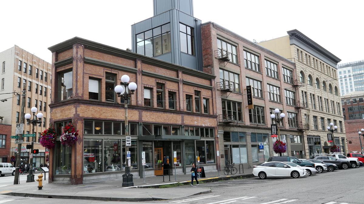 Alexandria Real Estate Equities sells Seattle properties at a loss