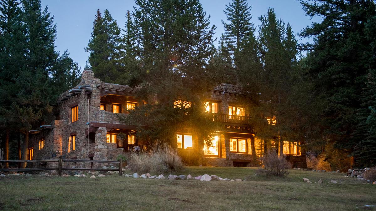 1920s Coors Family Colorado Mountain Home Listed For 5 Million