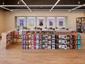 Barnes Noble Opens Sleek Modern Store At Cityplace In Woodbury