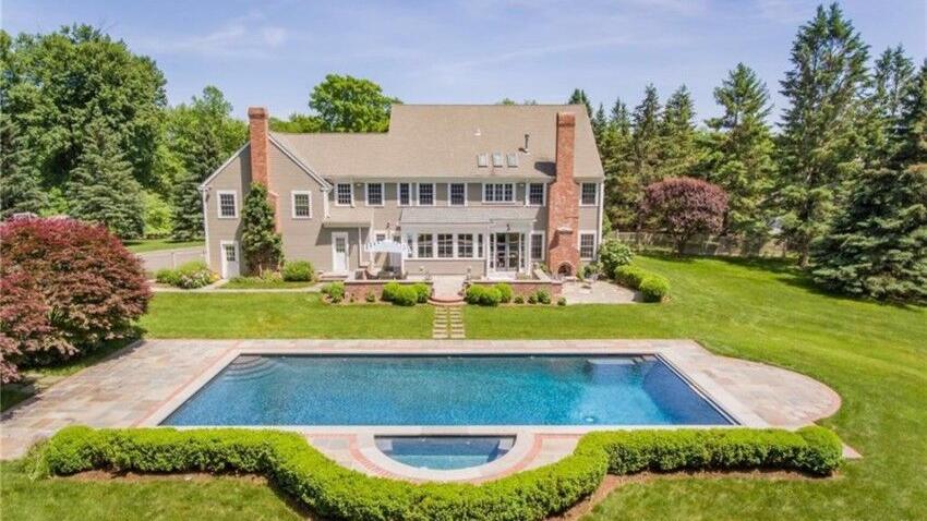 Pool rental service Swimply looking to expand insurance