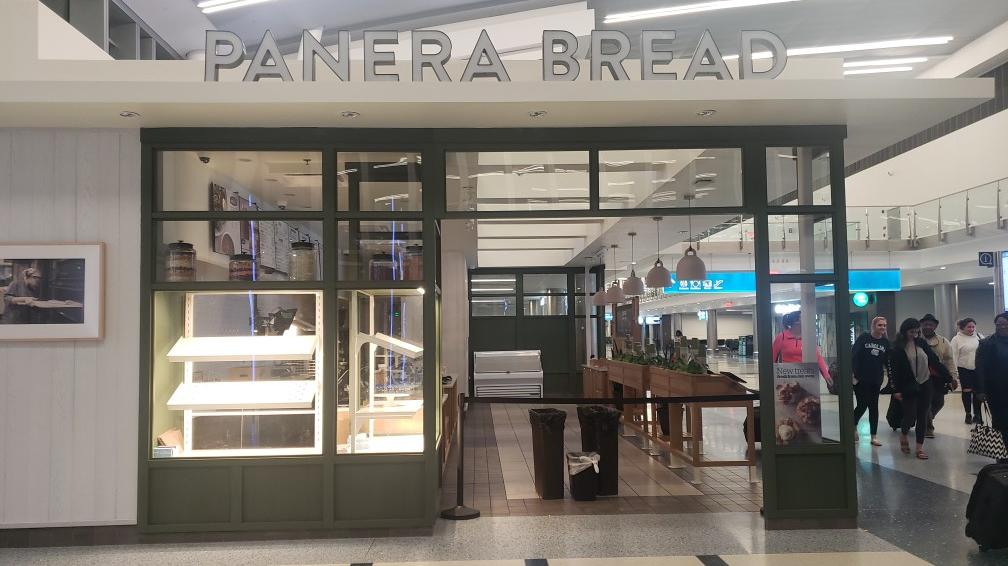 St. Louis Bread Co. parent Panera Bread Co. strikes airport, motorway franchise deal - St. Louis ...