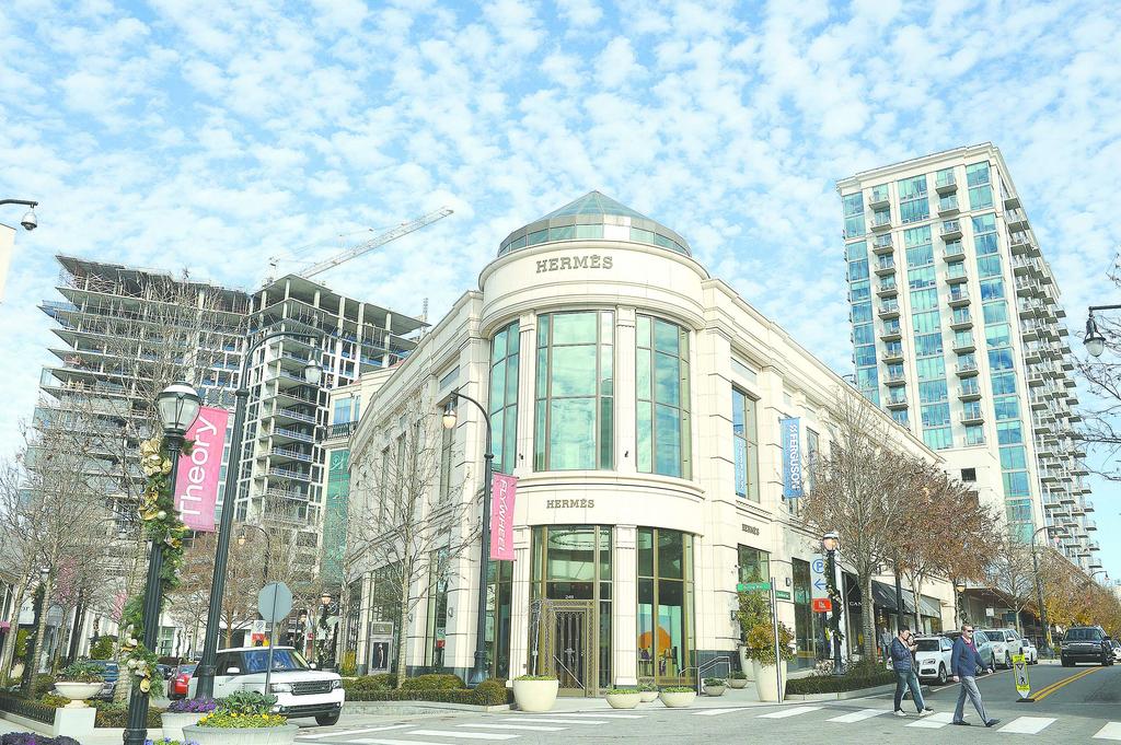 Retail in Atlanta's Buckhead-Lenox Area Becoming More Urban