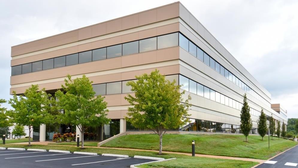 Sara Investment Real Estate buys Earth City, Missouri, office building