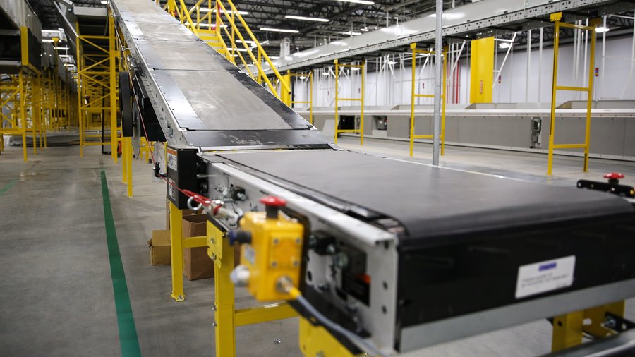 Amazon's new robotics fulfillment center in west Charlotte looks to ...