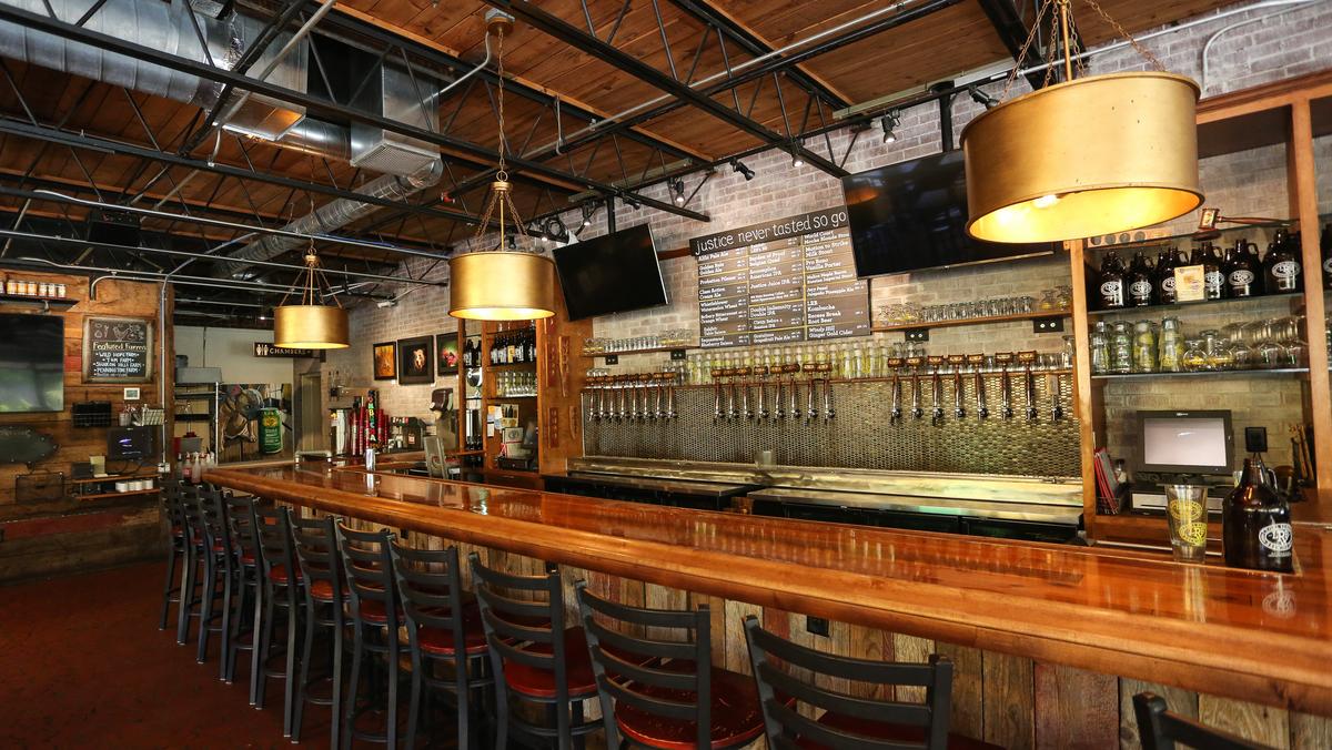 How Charlotte craft breweries are driving taproom boom - Charlotte ...