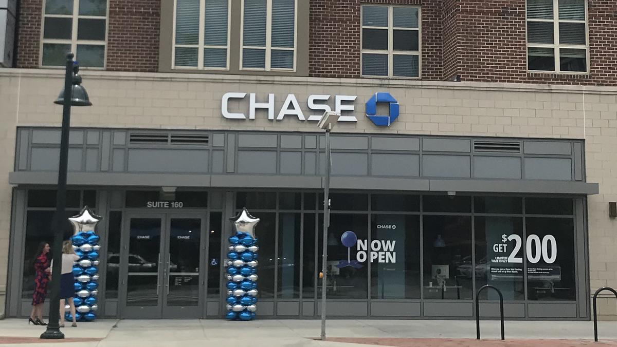 Chase plans second branch location in Chapel Hill site of North Carolina retail