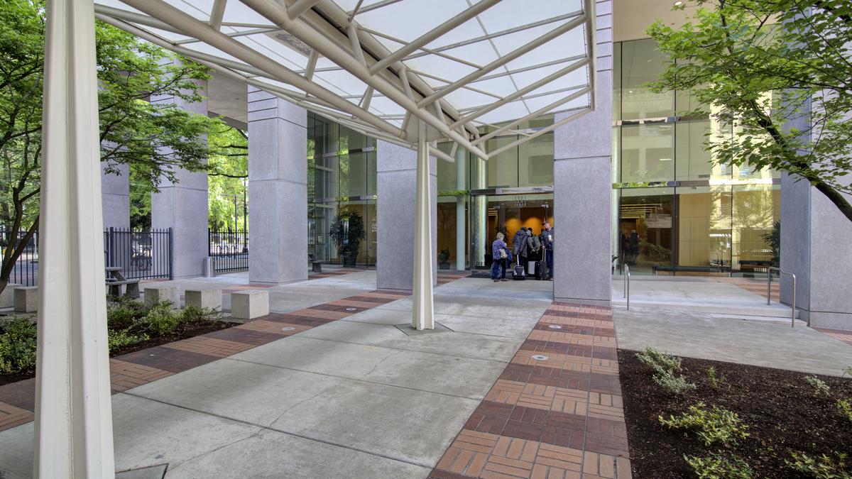 Portland office building saves 30 percent in energy use with