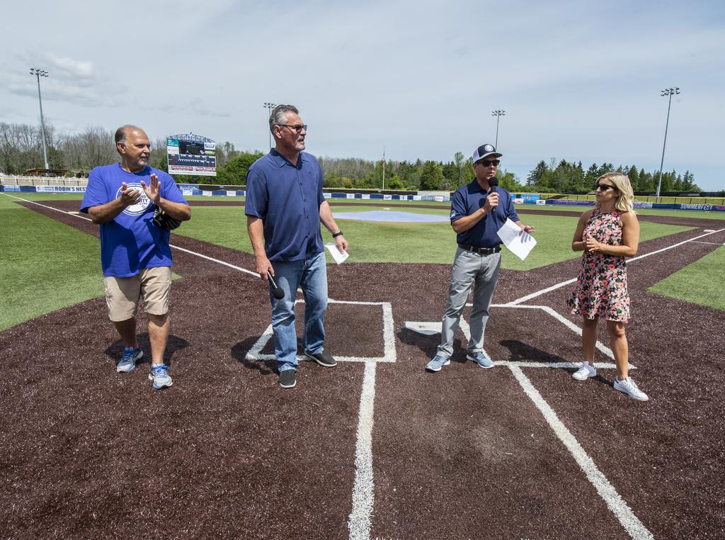 Charity softball game with Yount, Molitor, Gantner raises $102,000