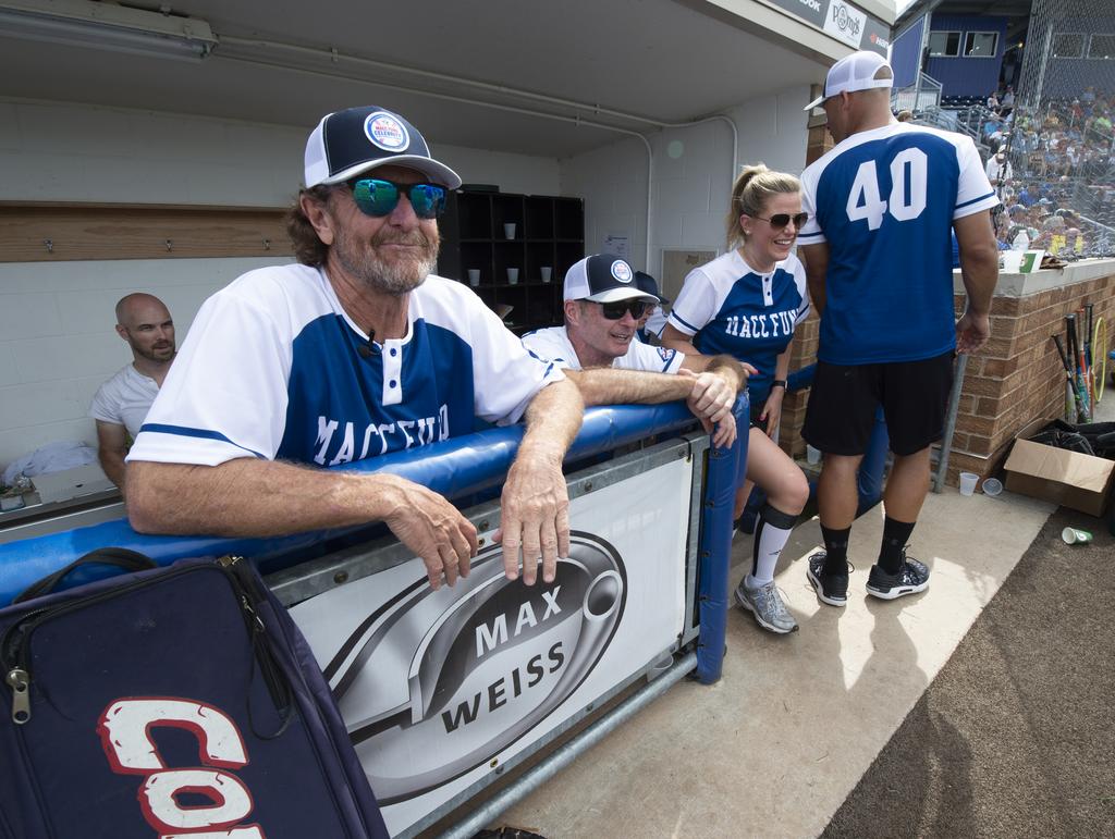 Charity softball game with Yount, Molitor, Gantner raises $102,000 for MACC  Fund: Slideshow - Milwaukee Business Journal