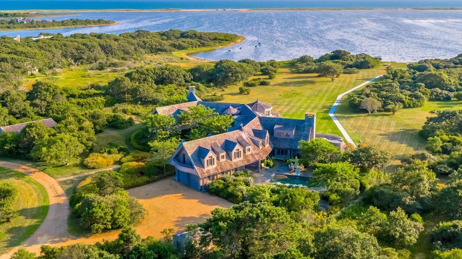 Obamas buy 12M Martha’s Vineyard estate from Celtics owner Grousbeck