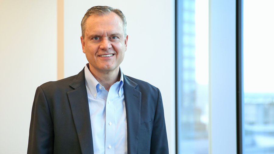 BUZZ: Honeywell CEO Darius Adamczyk talks return to offices, business ...