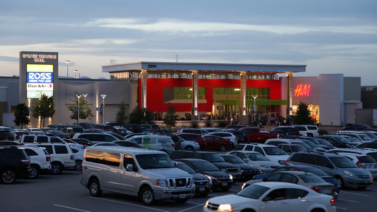 Despite Increased Vacancy Hope Remains For North Texas Malls