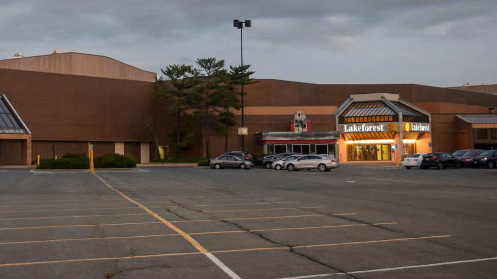 Valley Fair Mall Expansion Aims to Set Records Old vs New Rules in Real  Estate Simon/Taubman Deal Could Close this Summer Details in the  Latest DMM E-News!