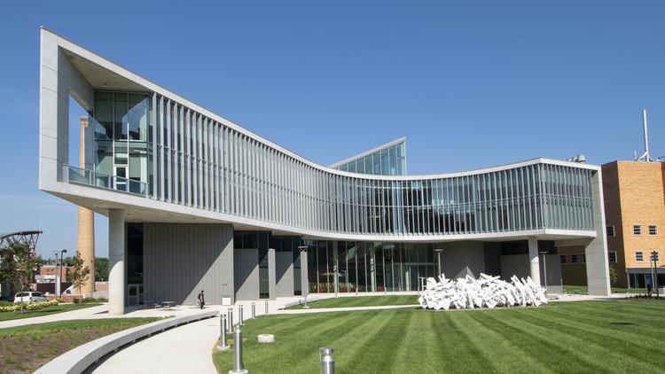 uc-health-sciences-building-1*750xx3648-