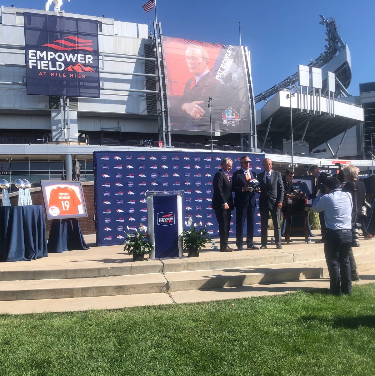 Denver Broncos to sell the naming rights for Mile High stadium to Empower  Retirement