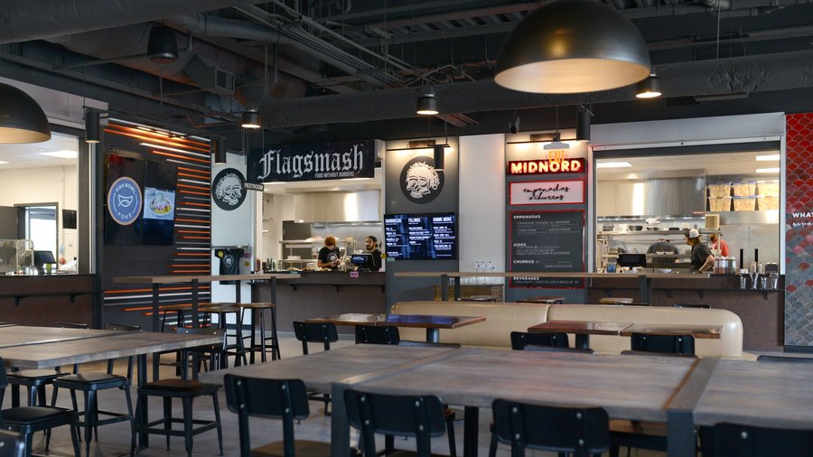 minneapolis food hall — graze food hall by travail... DSC 1156