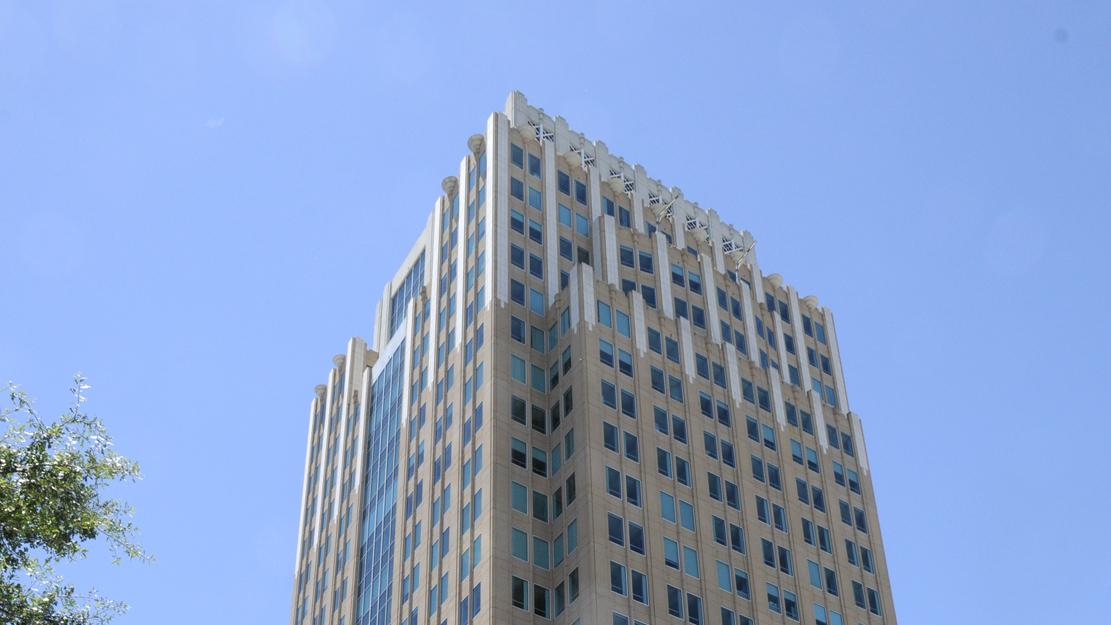 Hines acquires downtown Sacramento highrise Park Tower Sacramento