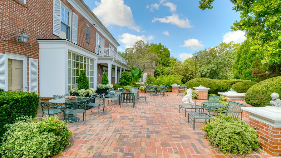 H&R Block co-founder's mansion goes up for sale [PHOTOS H&R Block co-founder's mansion goes up for sale [PHOTOS
