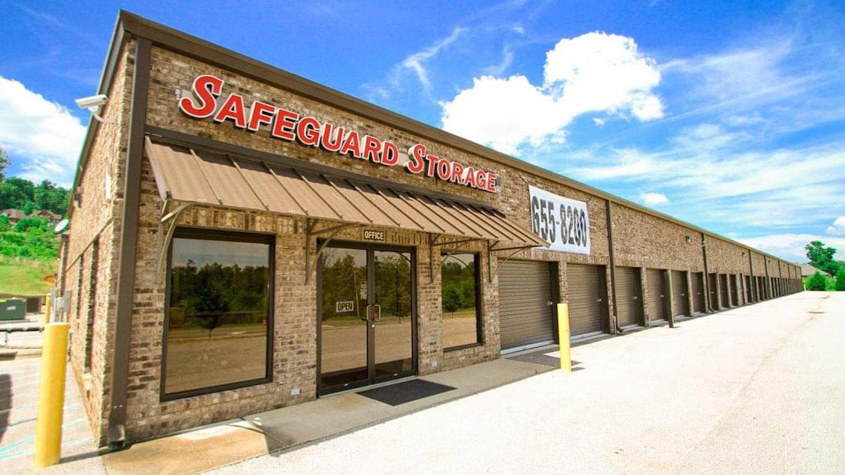 Macon Veterans Fund LLC buys storage facilities on Gadsden Highway for