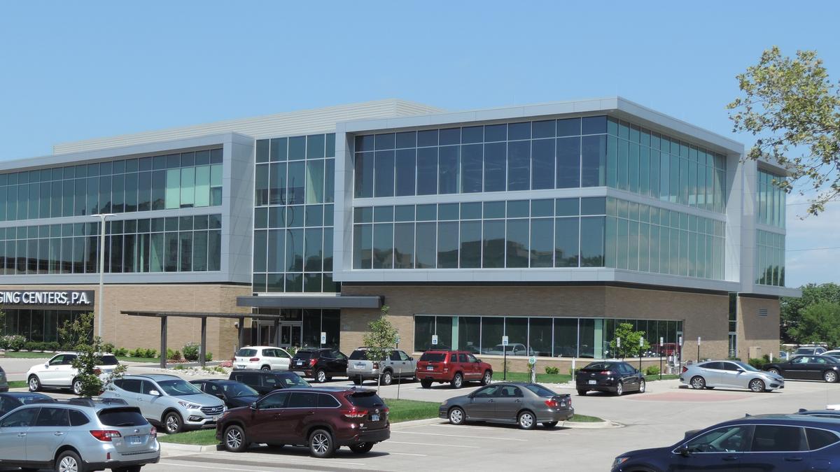 VanTrust sells Overland Park building to GriffinAmerican REIT Kansas