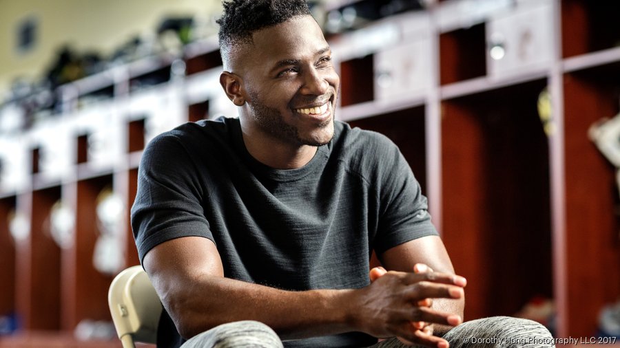 Nike drops Patriots wide receiver Antonio Brown - Portland Business Journal