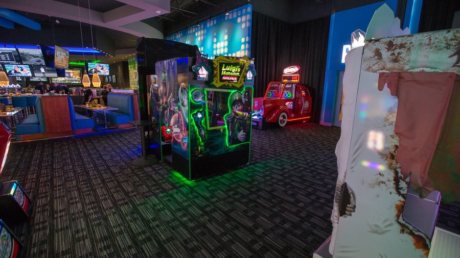 Dave and Buster's Tour