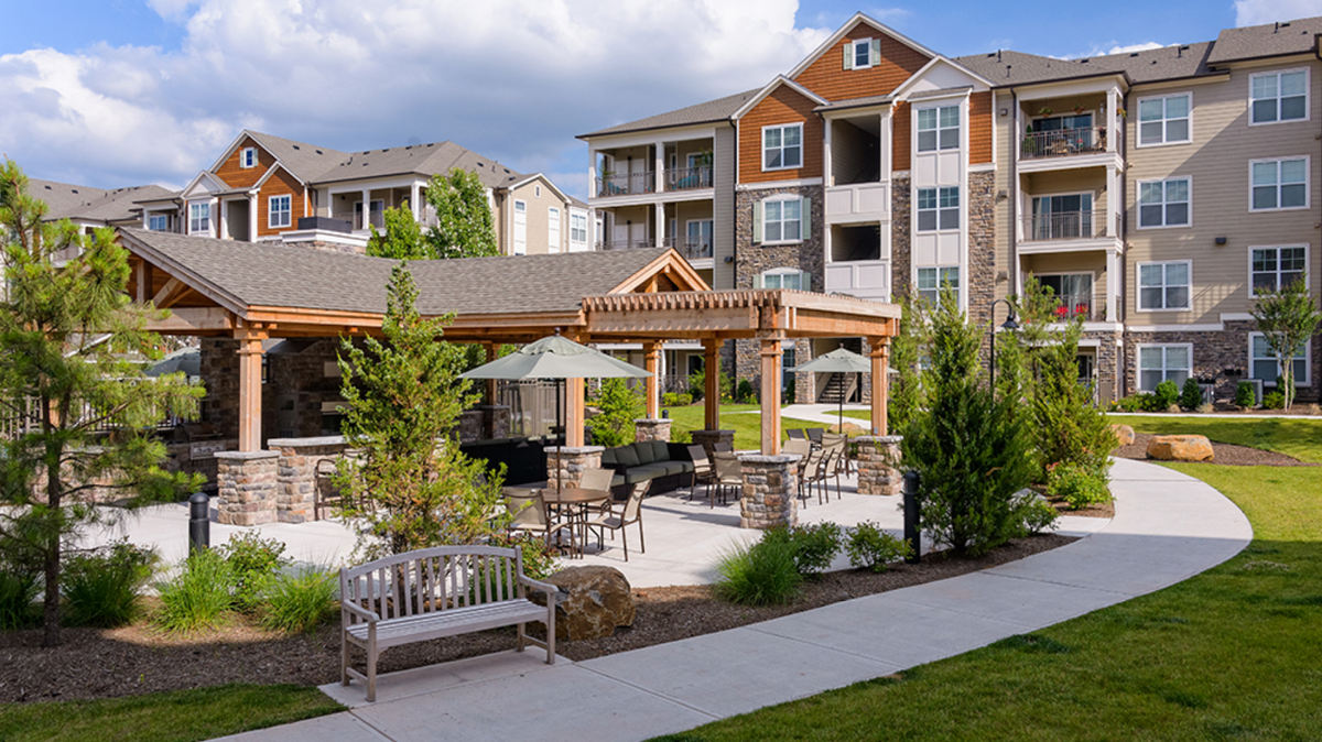 Northwestern Mutual sells Ashburn apartments to Fairfield Residential