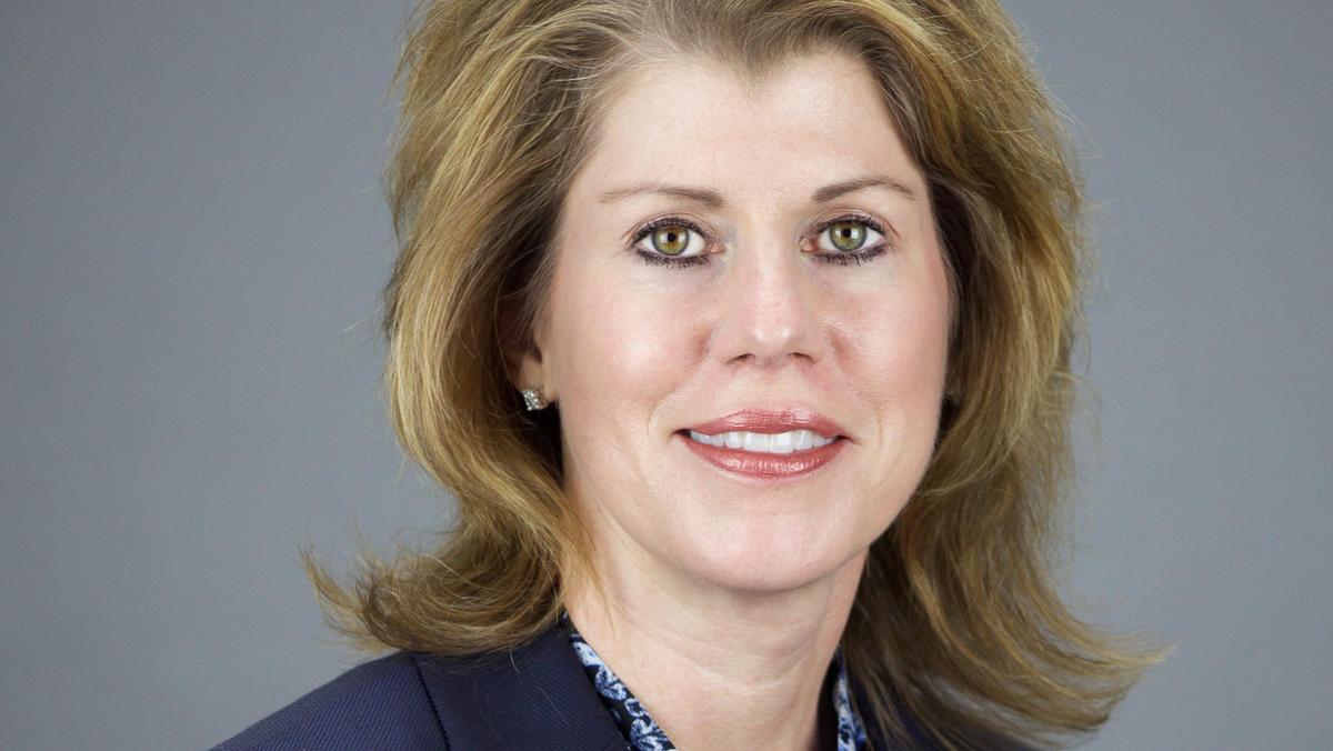 safelite-names-renee-cacchillo-ceo-bizwomen
