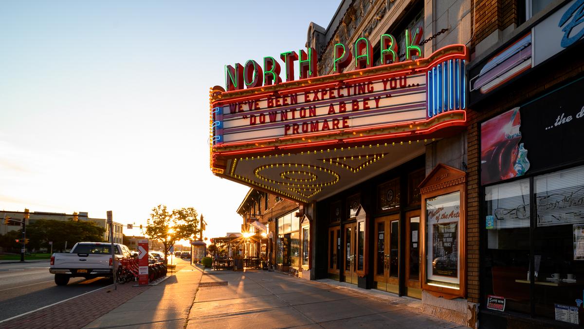 Independent movie theaters struggle to keep the lights on Buffalo 