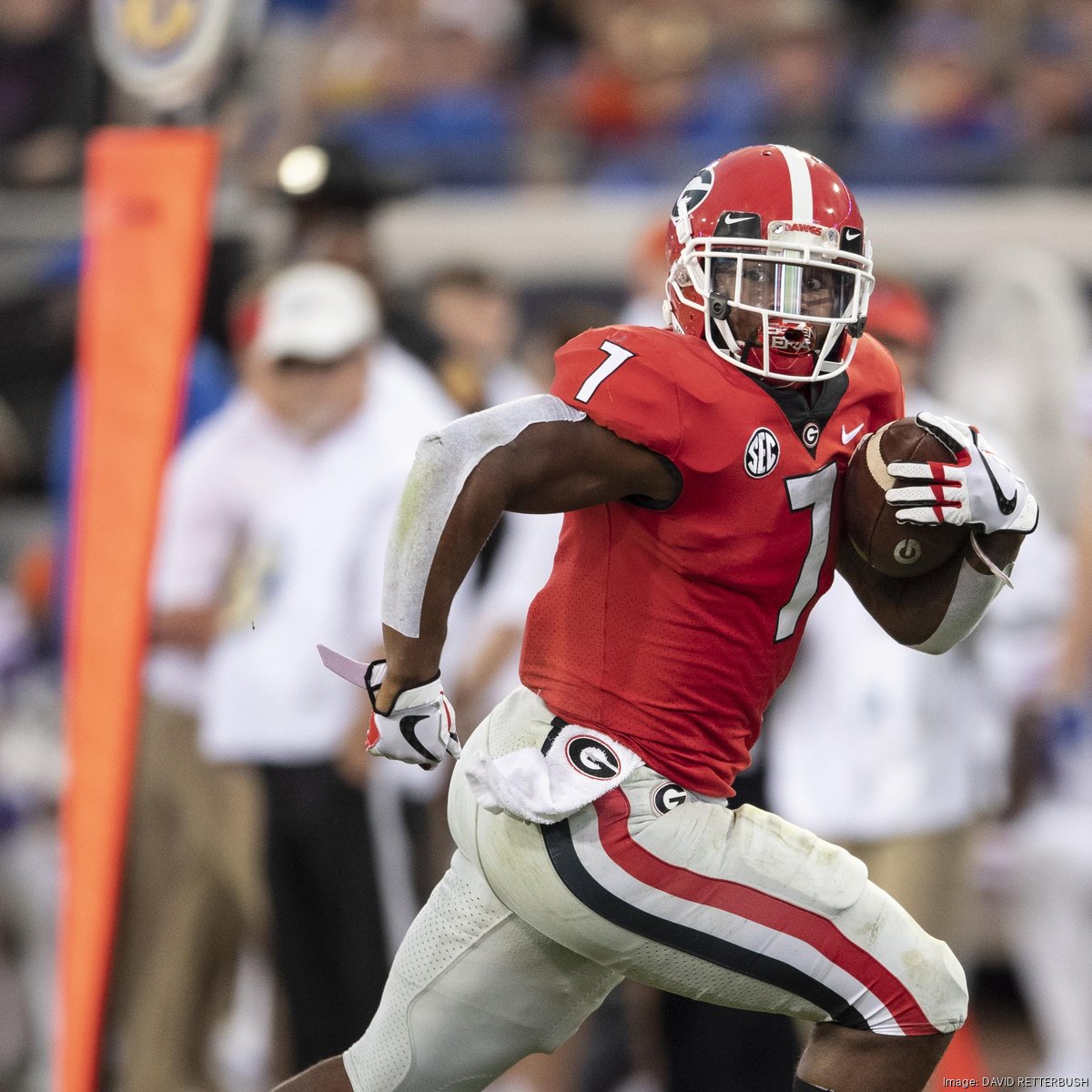 Georgia Football collaborates with local business for jersey repairs 